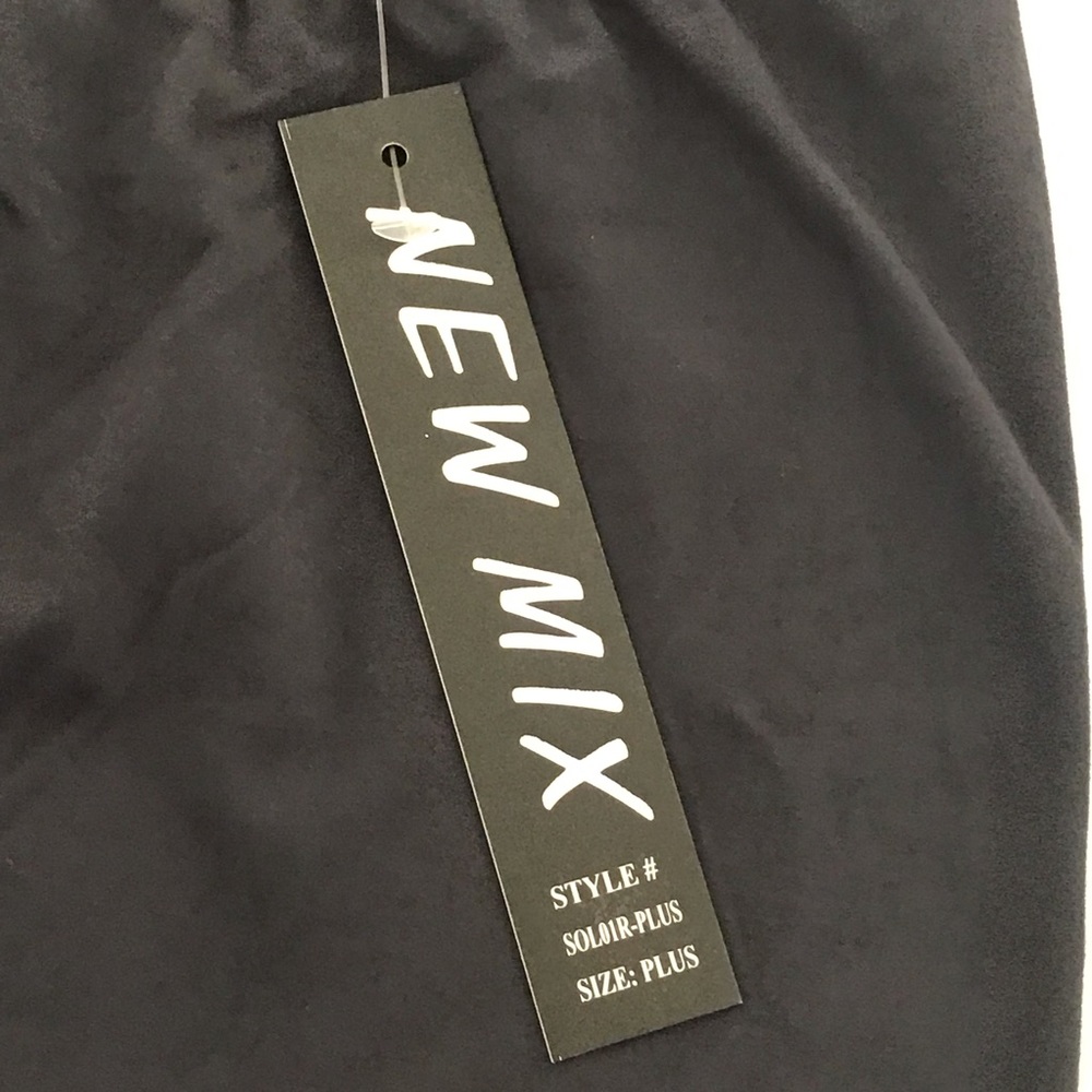 Leggings~Basic ~Plus Size / New Mix / Host Pick - Picture 6 of 6